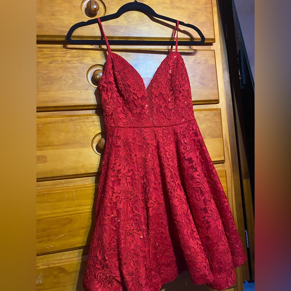 Beautiful Fearless Red Sequin Party / Homecoming Dress - Size 5